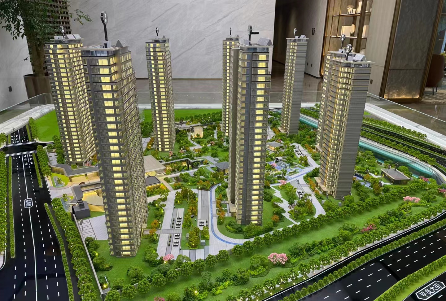 地產(chǎn)模型工藝 打造精度與美感兼?zhèn)涞牡禺a(chǎn)模型