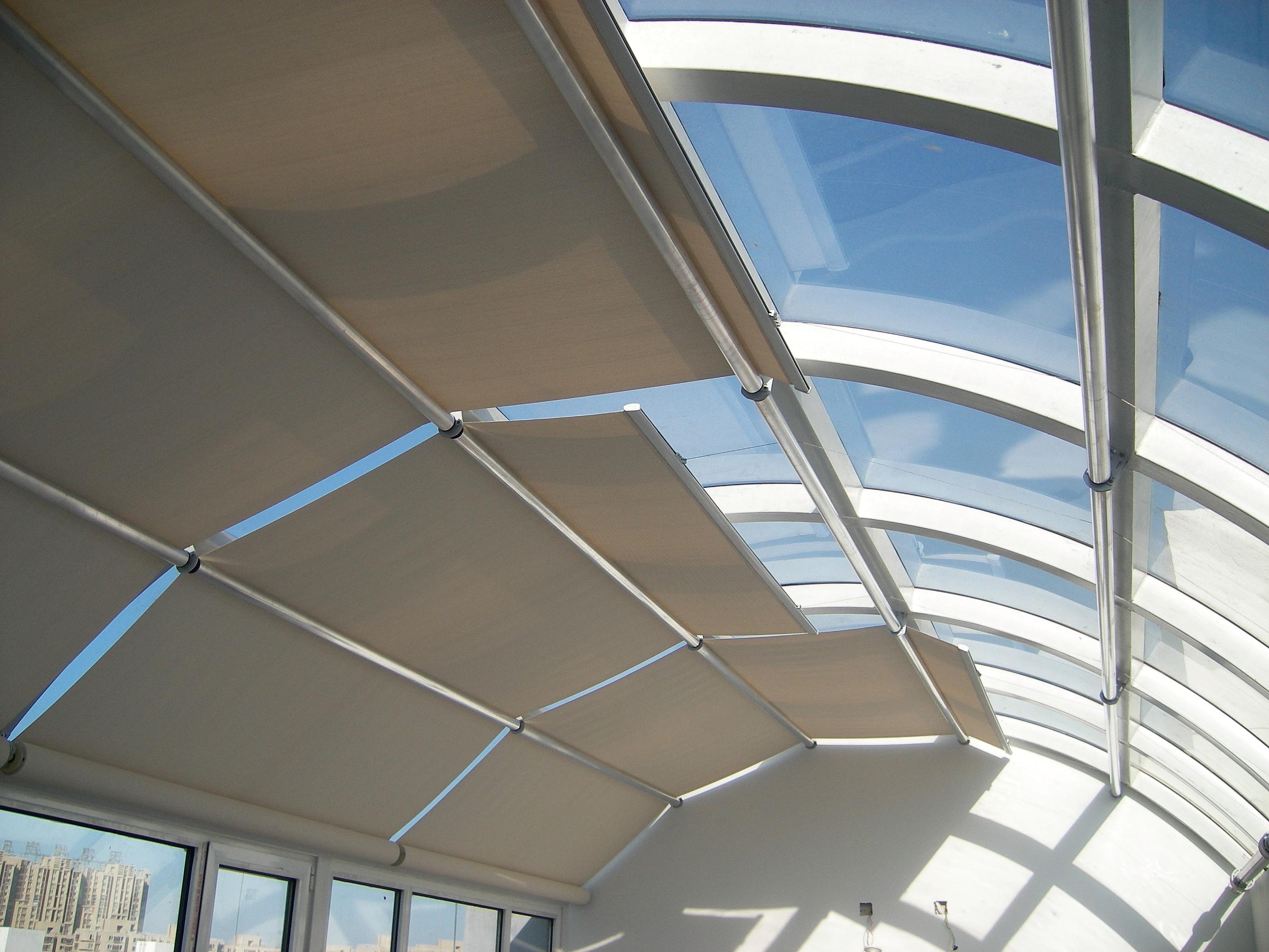 電動天篷簾與天幕簾在陽光房中都有什么作用