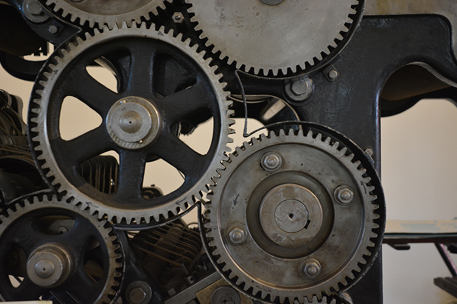 低溫輻射采暖系統(tǒng)的常見(jiàn)形式有哪些？