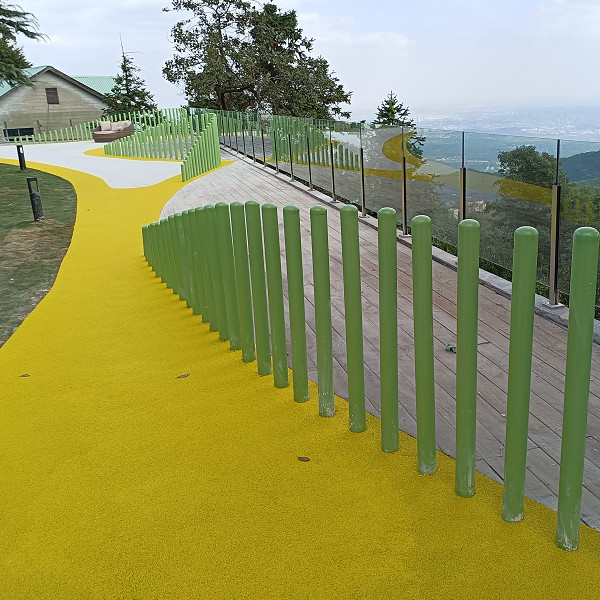 浙江湖州莫干山休閑山莊健身塑膠跑道