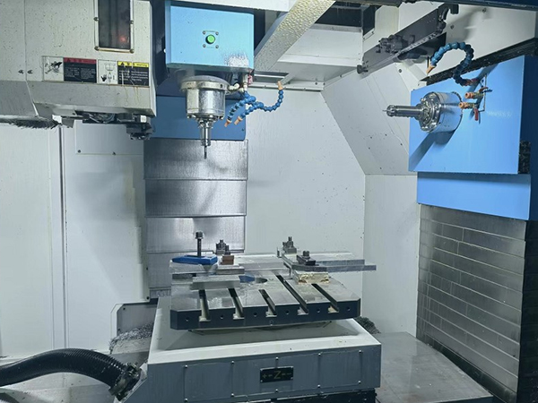 CNC加工中心