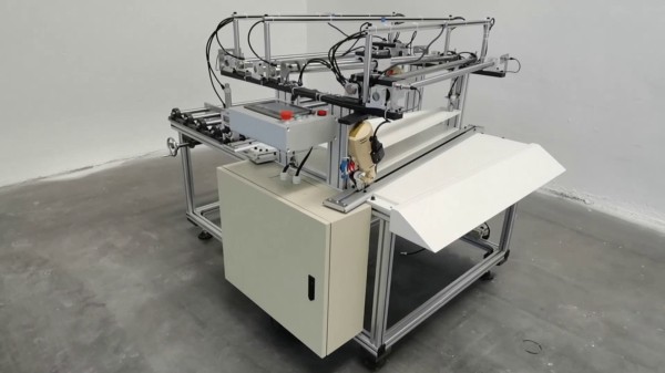 濾棉裁切機(jī)