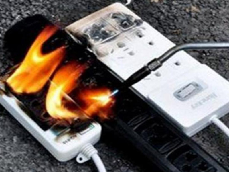 應(yīng)用在插線(xiàn)板/開(kāi)關(guān)接線(xiàn)盒等