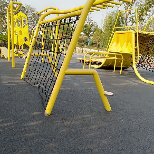 浙江嘉興杭州灣音樂廣場游樂場塑膠跑道