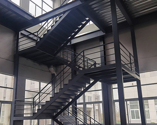 鋼結構樓梯