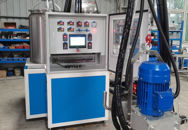 自動化聚氨脂自動發(fā)泡機