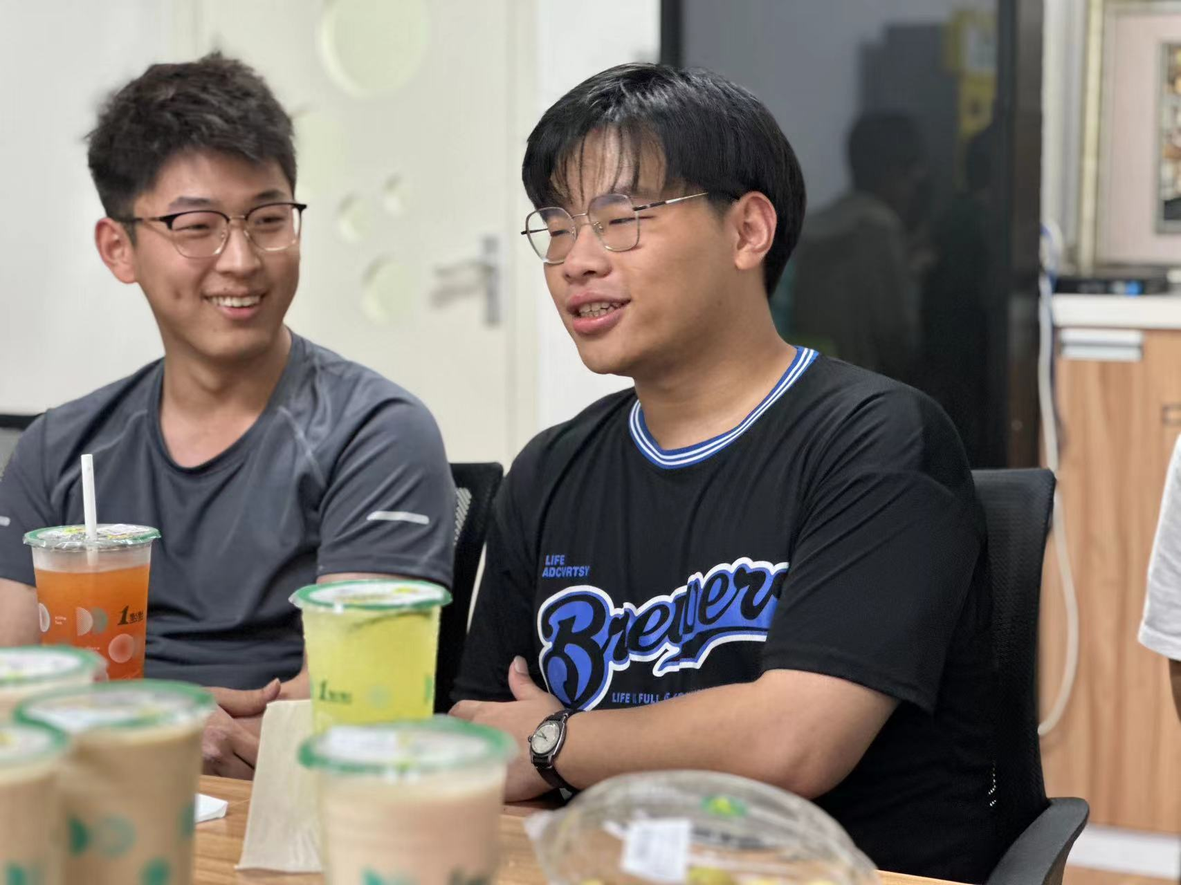 实习生座谈会02.png
