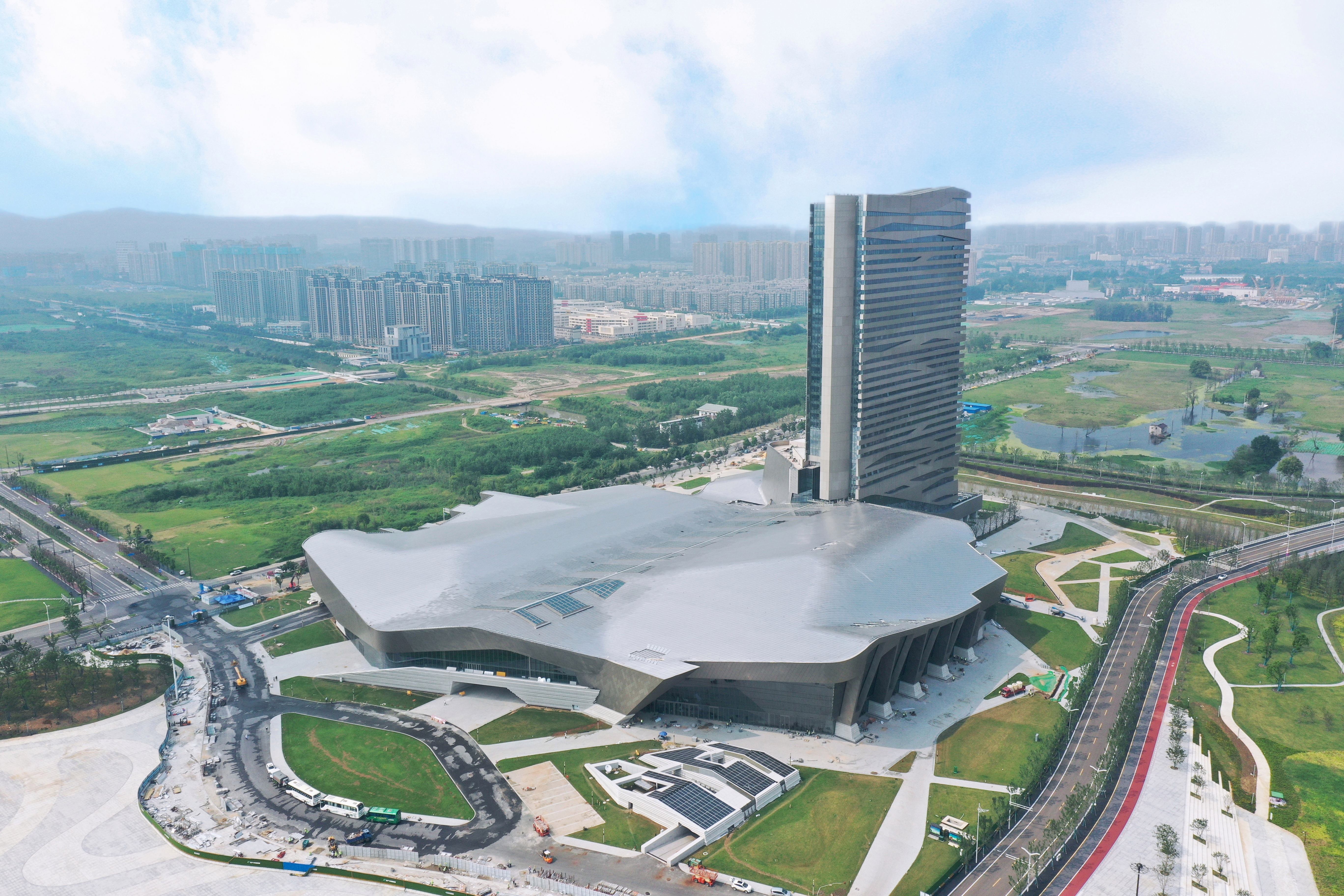 南京揚(yáng)子江國際會(huì)議中心項(xiàng)目部辦公樓（樓宇自控）