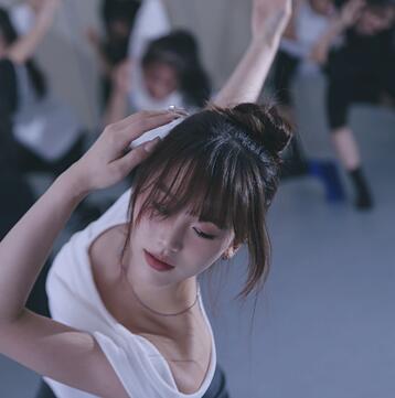 現代舞的舞蹈風格與藝術特點