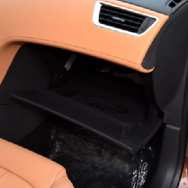 汽車內(nèi)飾件