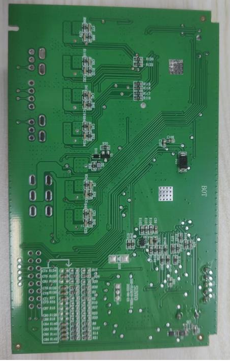 尾門控制器實現便捷車輛尾門開啟和關閉