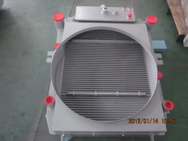 農(nóng)林機械散熱器