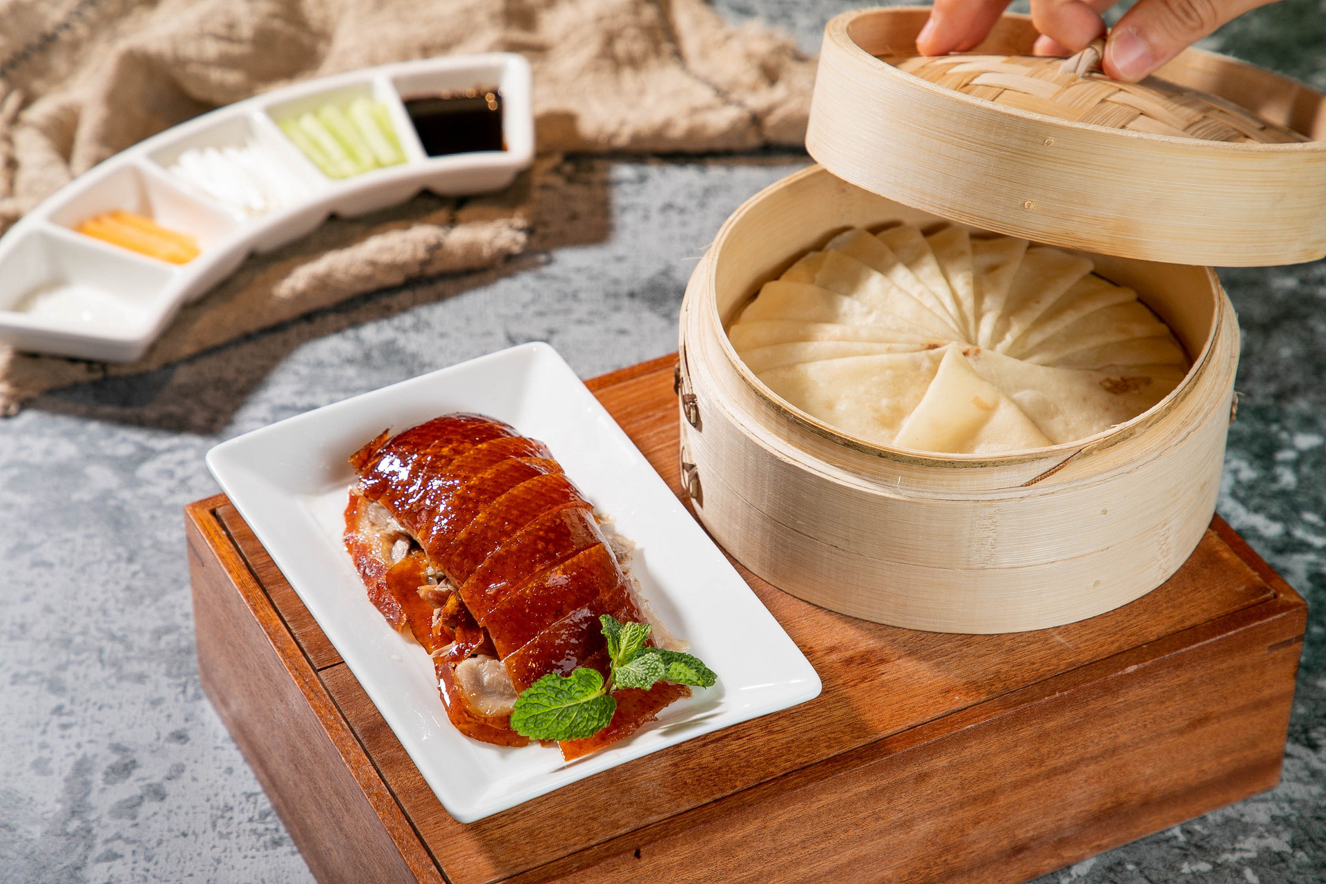 關(guān)于烤鴨有哪些特別的相關(guān)歷史？