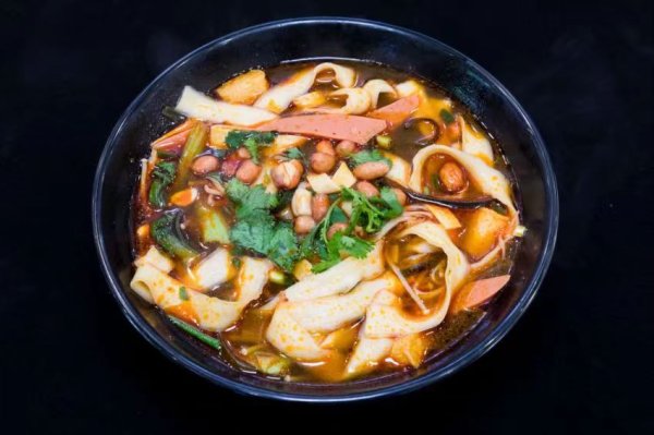 砂鍋刀削面