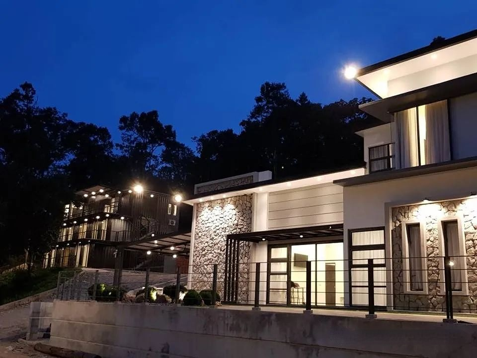 MIC-酒店丨斜坡上的高品質(zhì)集裝箱住宿酒店