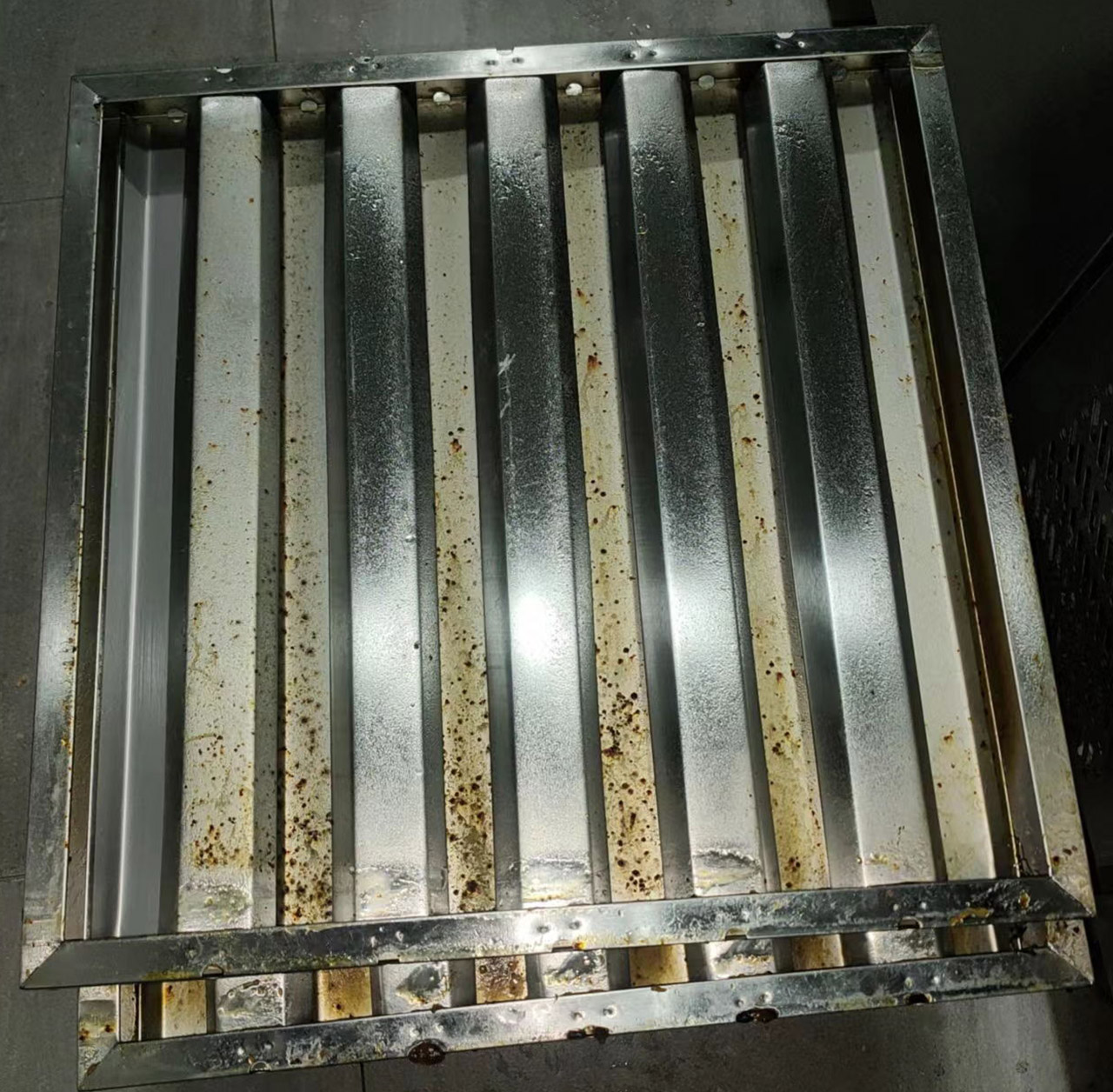 廚房煙罩清洗案例