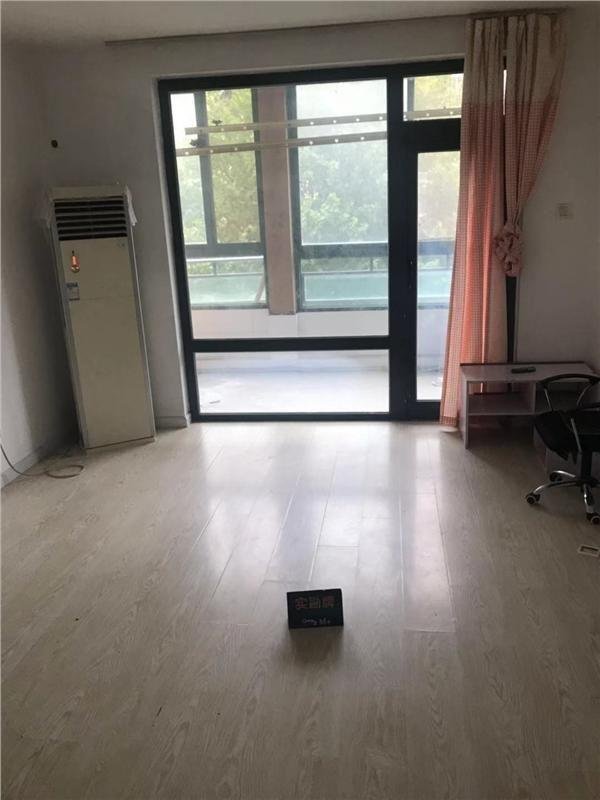 順德居 簡裝，近學區，交通便利，近商圈