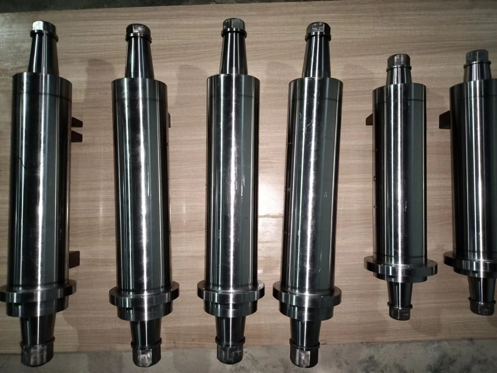 杭州杭坤機電：提供高精度、高負載、高穩(wěn)定性的動靜壓主軸