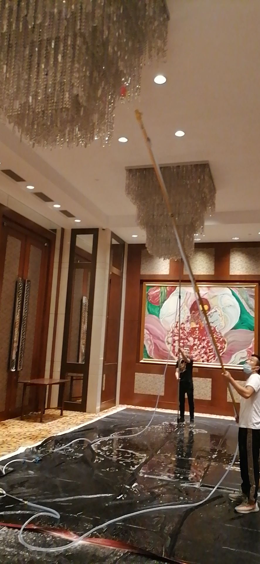 水晶燈清潔服務(wù)