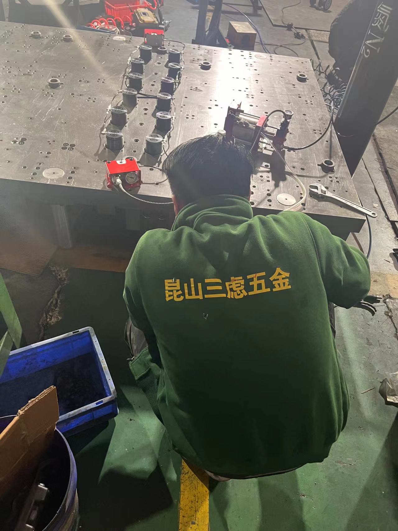昆山三慮五金機械有限公司