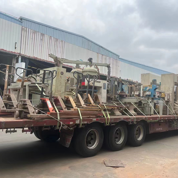 蘇州木業(yè)公司采購(gòu)冷壓機(jī)、推臺(tái)鋸、單片鋸等整廠設(shè)備