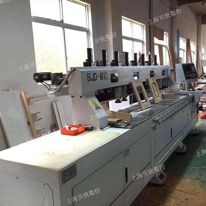 二手北京金雕實木加工中心門梃機榫槽機數(shù)控榫槽