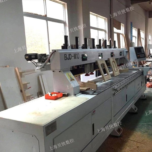 二手北京金雕實木加工中心門梃機榫槽機數(shù)控榫槽