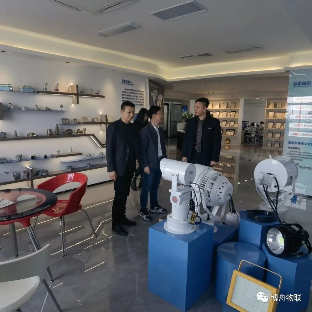商會會長走進(jìn)博舟船用電氣5.jpg