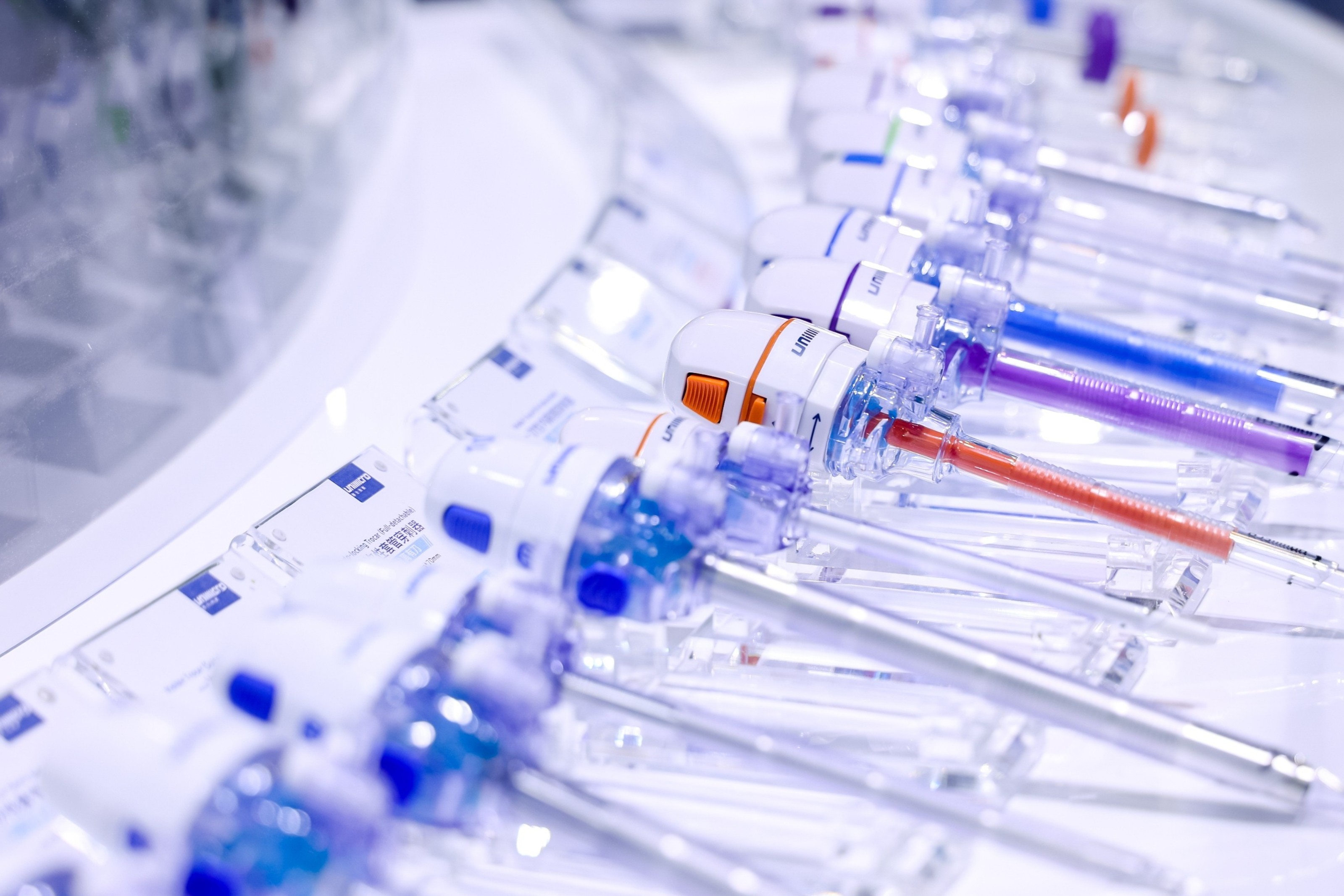 腹腔鏡穿刺器操作指南