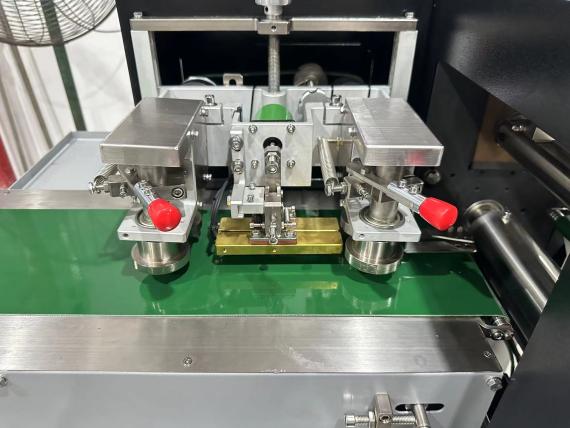 99adf189245cce12eda57b3cd038521