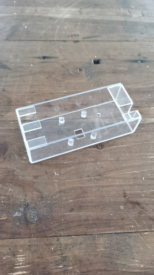 小型電器空開保護盒