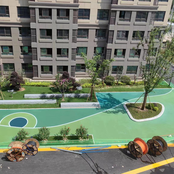 塑膠跑道.jpg
