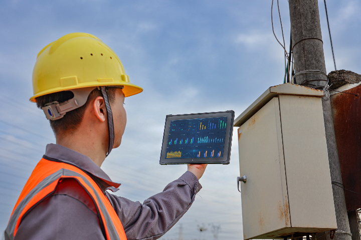 中国香港加固平板支架三防平板电脑,三防平板电脑