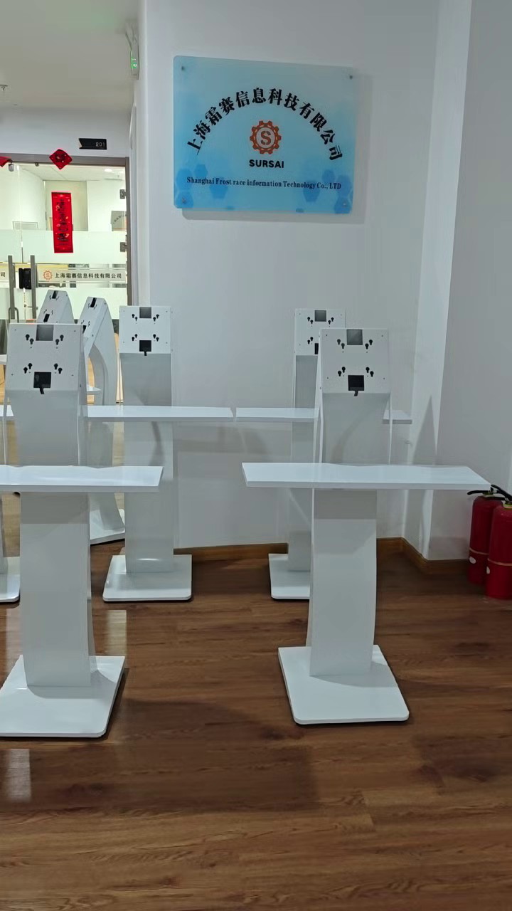 贵州工业触摸查询机兼容 PLC,工业触摸查询机