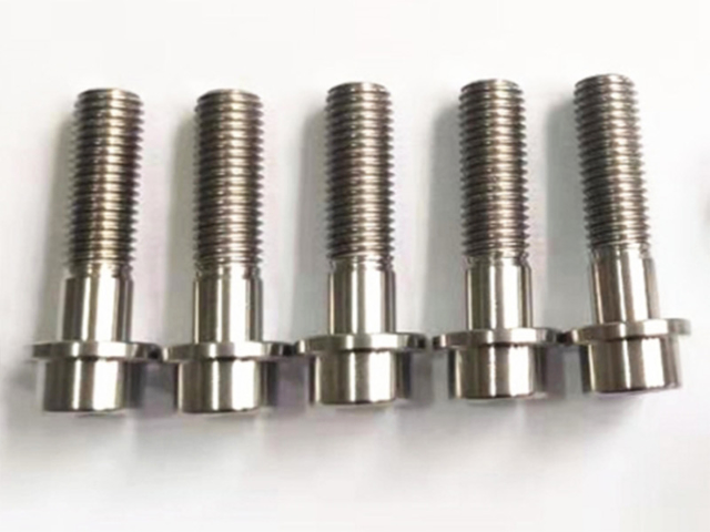 上海質量好的鈦螺絲聯系電話 寶雞市盛達源鈦業供應;