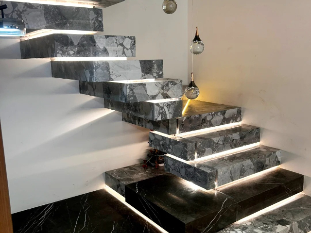 浙江現(xiàn)代化巖板廠家電話 歡迎來電 上海萬巖匯貿(mào)易供應(yīng)