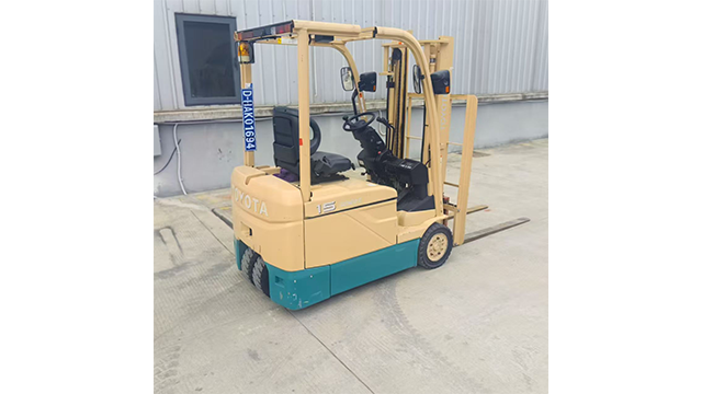 武漢前移式叉車 武漢銀華機械設備供應