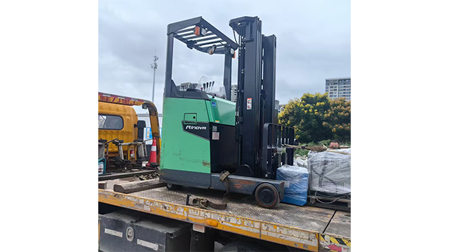 武漢電動叉車推薦 武漢銀華機械設備供應;