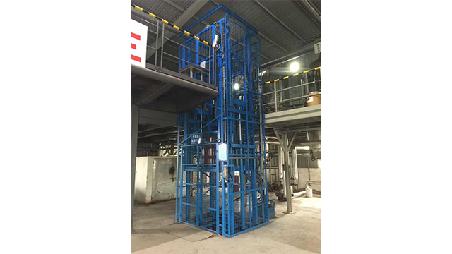 武漢移動(dòng)式升降平臺(tái)廠家聯(lián)系方式 武漢銀華機(jī)械設(shè)備供應(yīng)