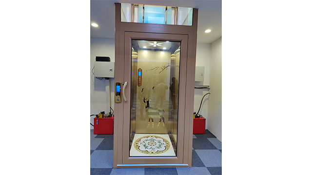 武漢傾斜式升降平臺 武漢銀華機械設(shè)備供應(yīng)