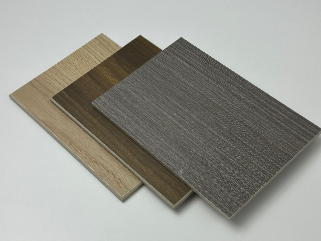 珠海醫(yī)院無(wú)機(jī)預(yù)涂板 深圳市易福裝飾材料供應(yīng)