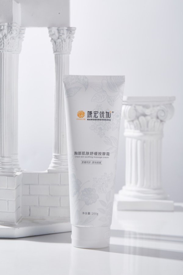 胸部肌膚舒緩按摩霜