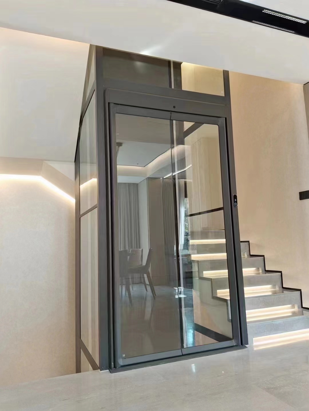 熱烈祝賀寧波弘威電梯有限公司網(wǎng)站成功上線!