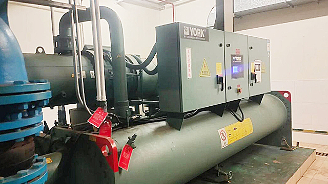成都大規(guī)模約克螺桿機 歡迎來電 四川盛騰暖通工程供應(yīng)