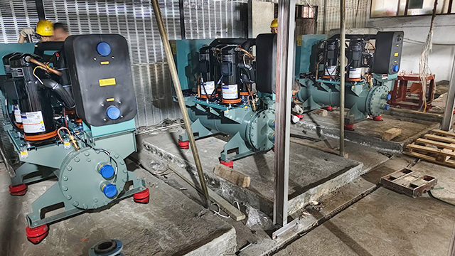 金融樓約克模塊機YCWE-E專賣店電話 歡迎來電 四川盛騰暖通工程供應