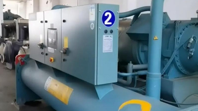 餐廳約克YVWE變頻螺桿機機組經(jīng)銷商電話 誠信服務(wù) 四川盛騰暖通工程供應(yīng)