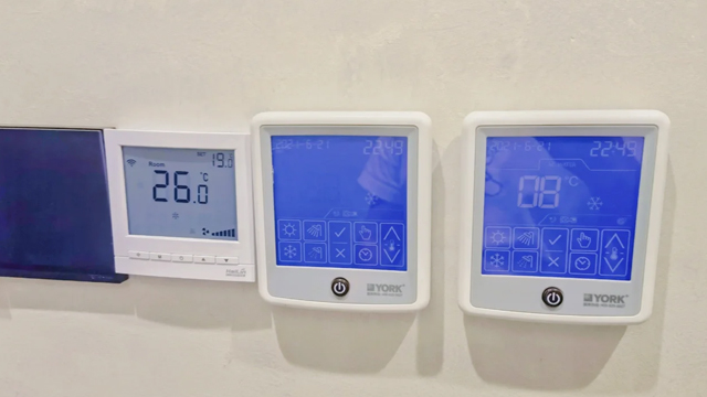 四川大平層約克兩聯(lián)供帶地暖中央空調(diào) 真誠(chéng)推薦 四川盛騰暖通工程供應(yīng)