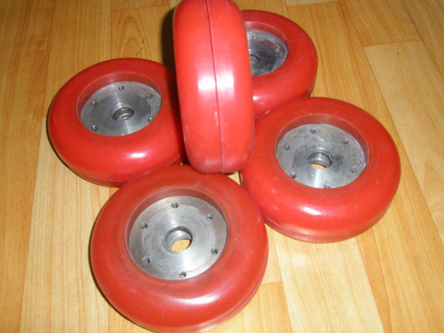 咸寧抗撕裂膠輪包膠選擇指南 武漢寬一新材料科技供應