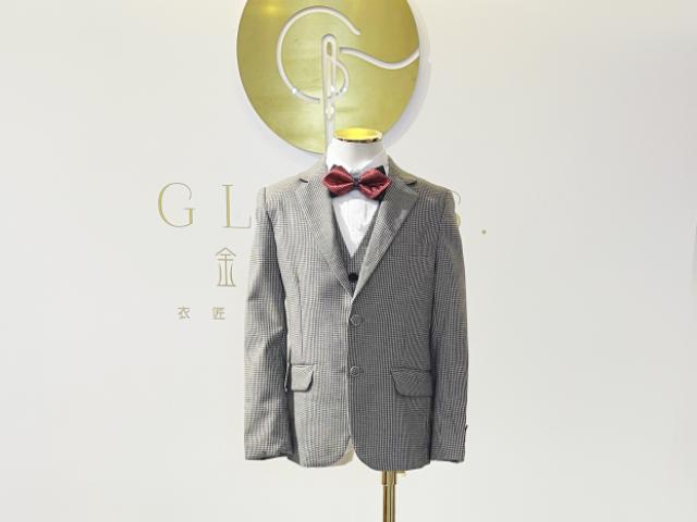 昆玉可定制晚會演出服租賃參考價