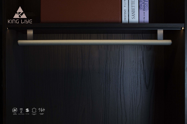 皮质+铝合金衣通托工厂直销,衣通托